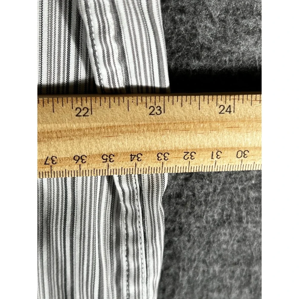 The North Face Mens XL Striped Short Sleeve Button Down Shirt Grey White Modal